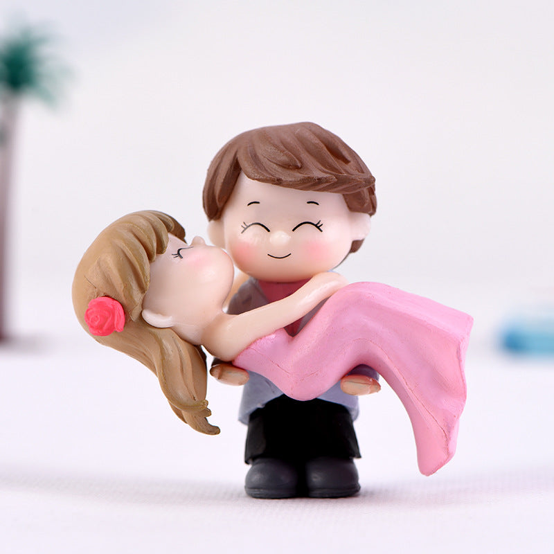 DIY Miniature Couple Keychain - Embracing Princess Design