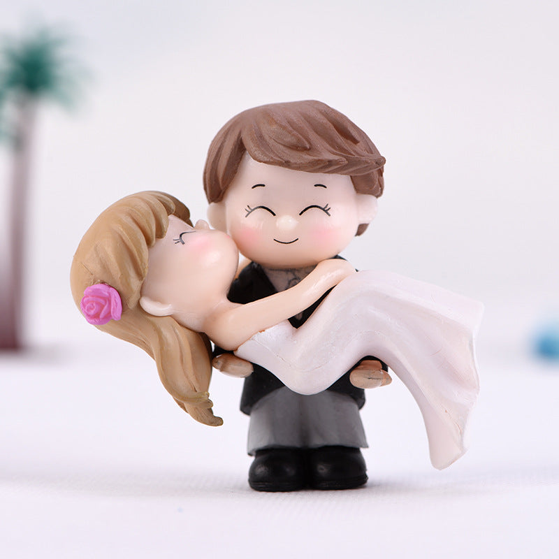 DIY Miniature Couple Keychain - Embracing Princess Design